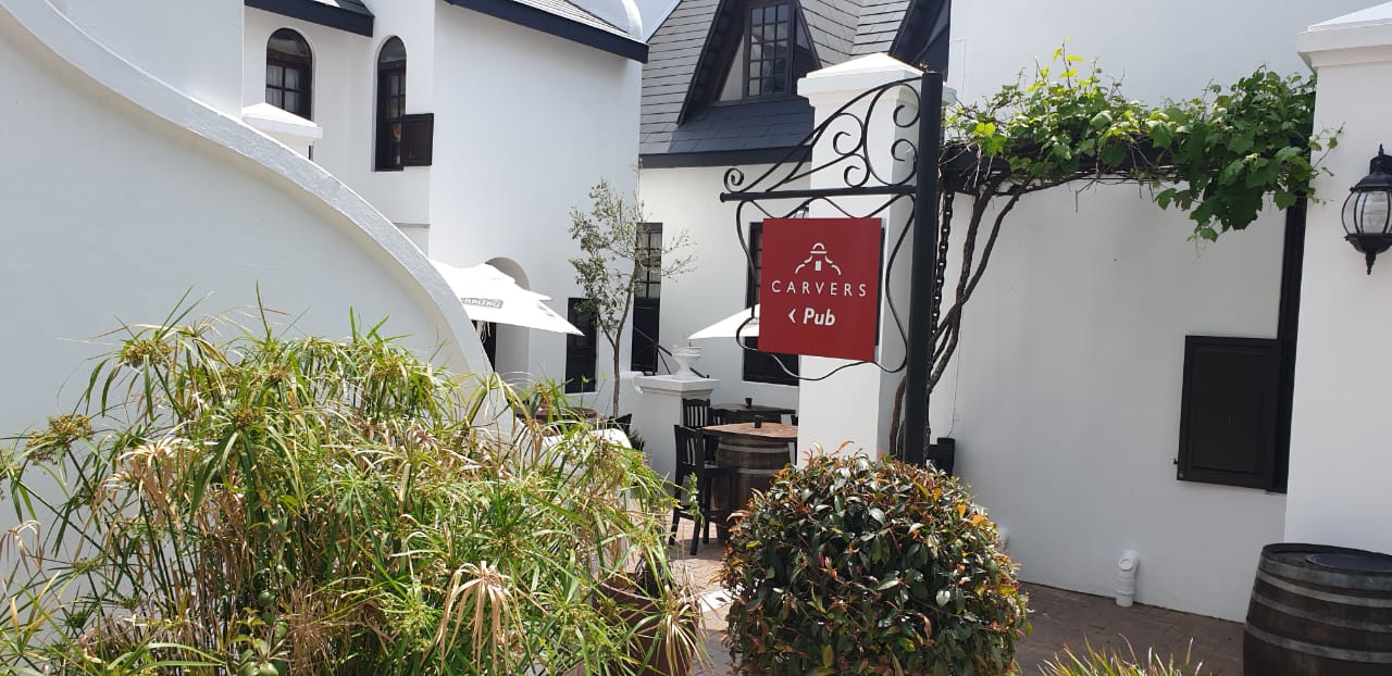 Carvers Restaurant & Pub Your friendly neighbourhood Restaurant and Pub